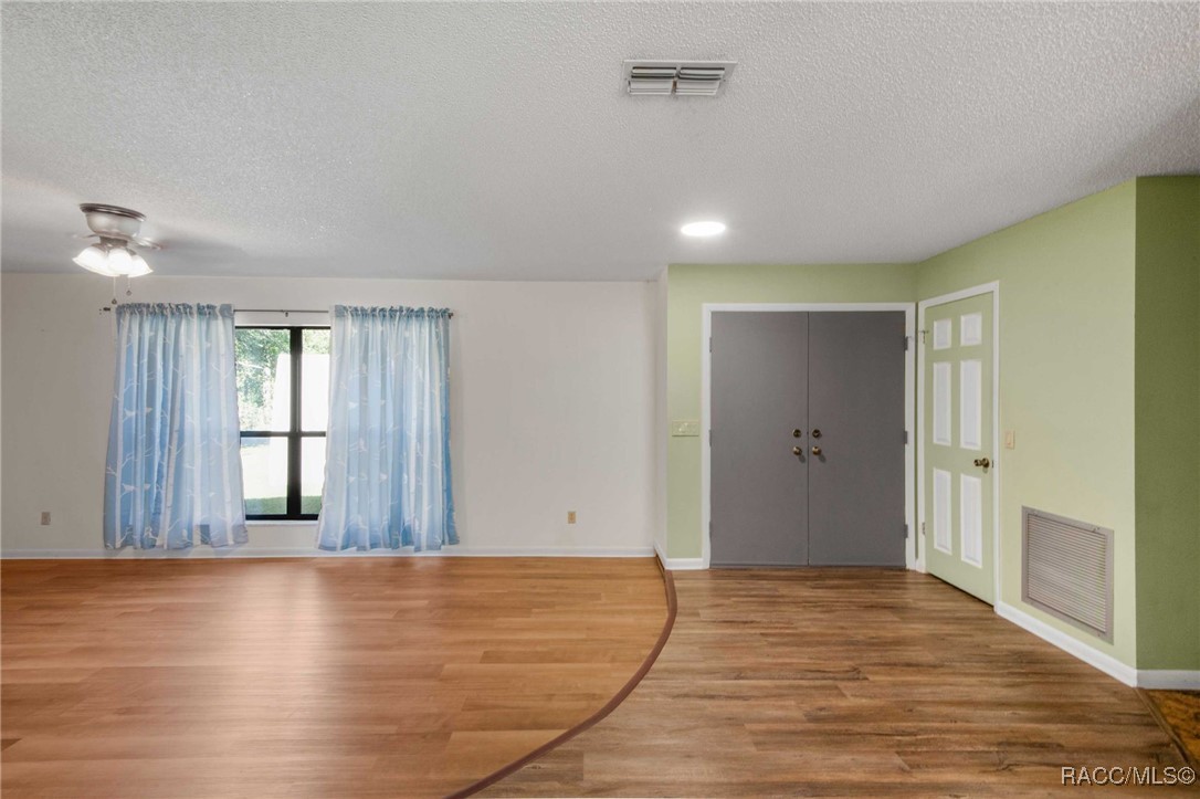 Citrus Springs, Florida 34434, United States, 2 Bedrooms Bedrooms, ,2 BathroomsBathrooms,Residential,Active,216169