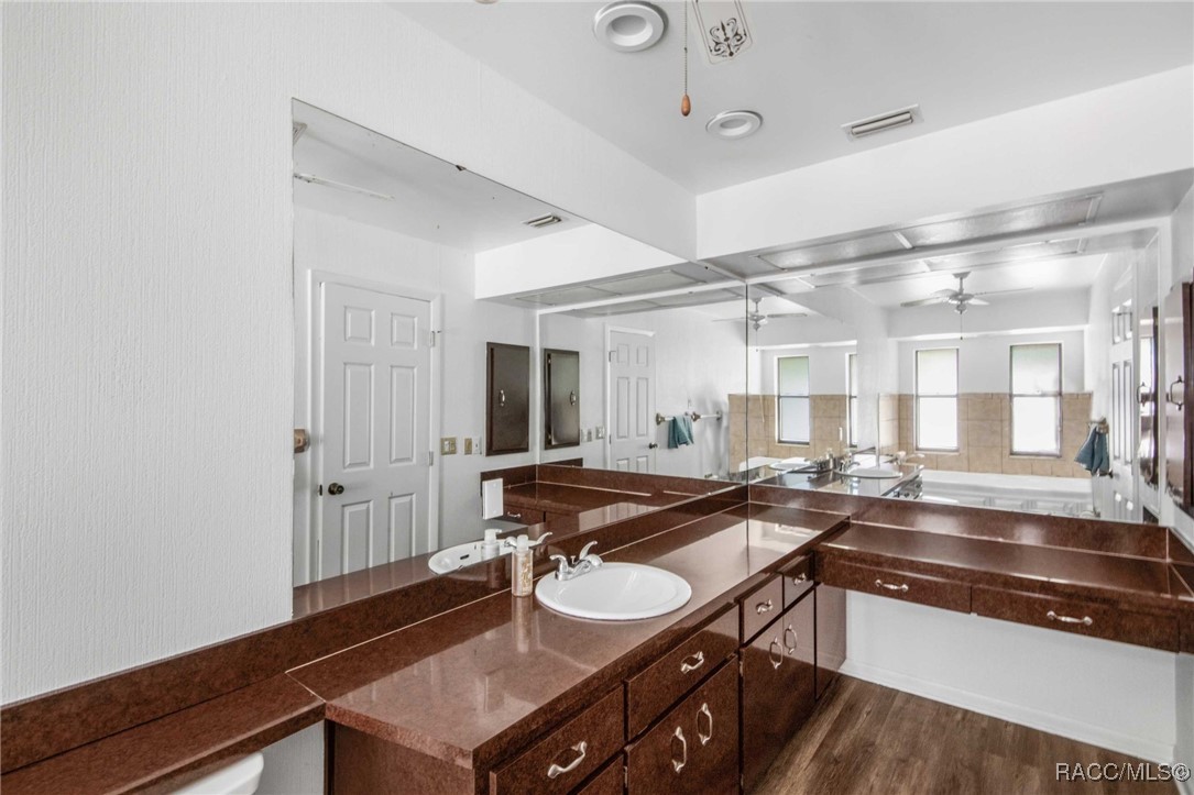 Citrus Springs, Florida 34434, United States, 2 Bedrooms Bedrooms, ,2 BathroomsBathrooms,Residential,Active,216169