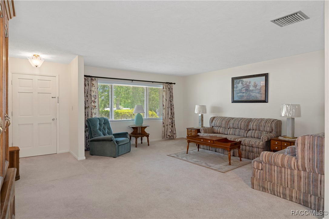 80 Roosevelt Boulevard, Beverly Hills, New York image 11