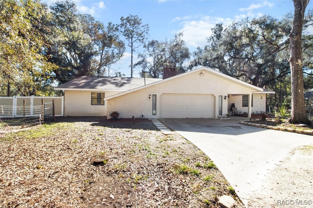 9480 W Caravan Path, Crystal River, New York image 1