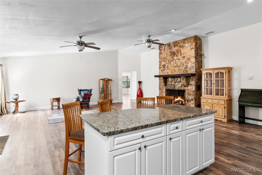 9480 W Caravan Path, Crystal River, New York image 8