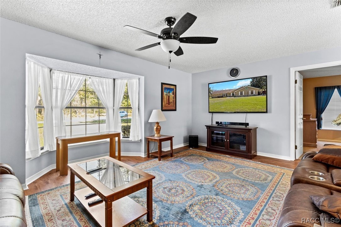 7618 W Golf Club Street, Crystal River, Florida image 5