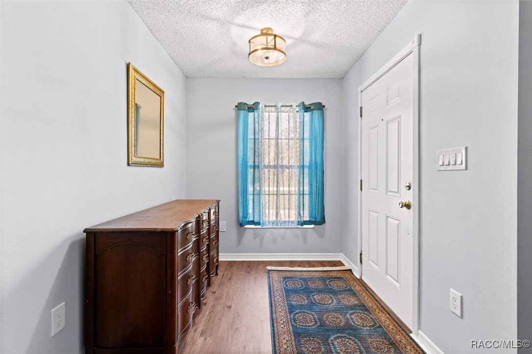 7618 W Golf Club Street, Crystal River, Florida image 4
