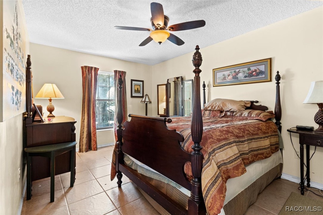 7618 W Golf Club Street, Crystal River, Florida image 20