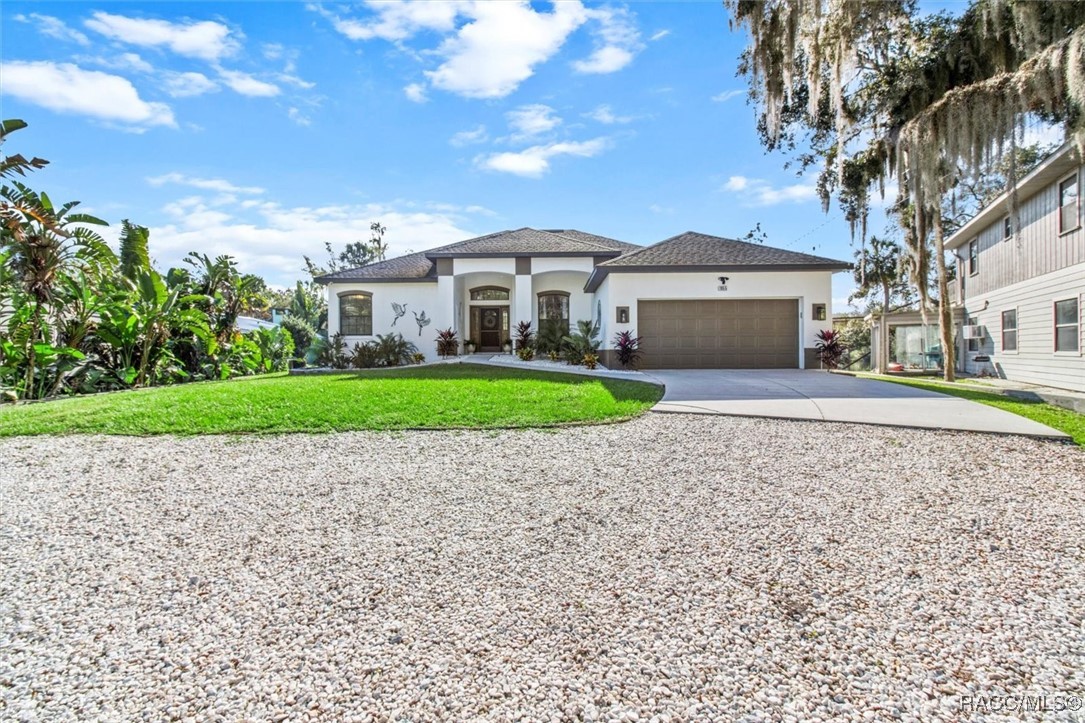 1055 N Crescent Drive, Crystal River, Florida image 3