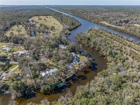 A home in Crystal River