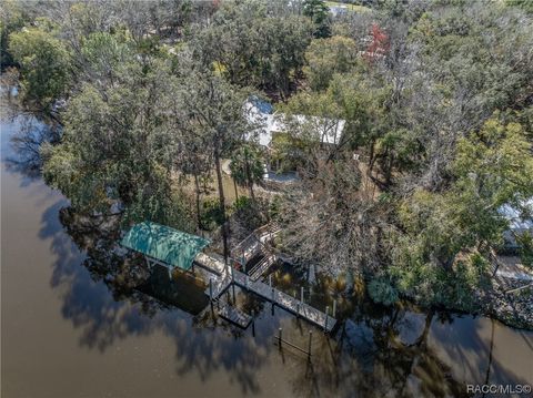 A home in Crystal River