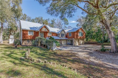 A home in Crystal River