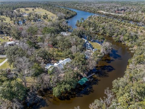 A home in Crystal River