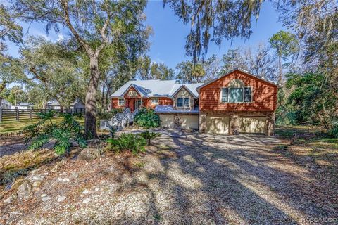 A home in Crystal River