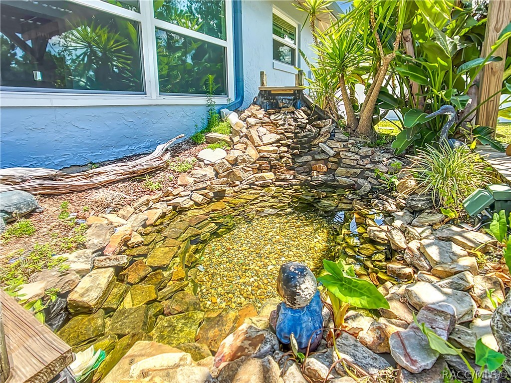 11290 W Coral Court, Crystal River, Florida image 8