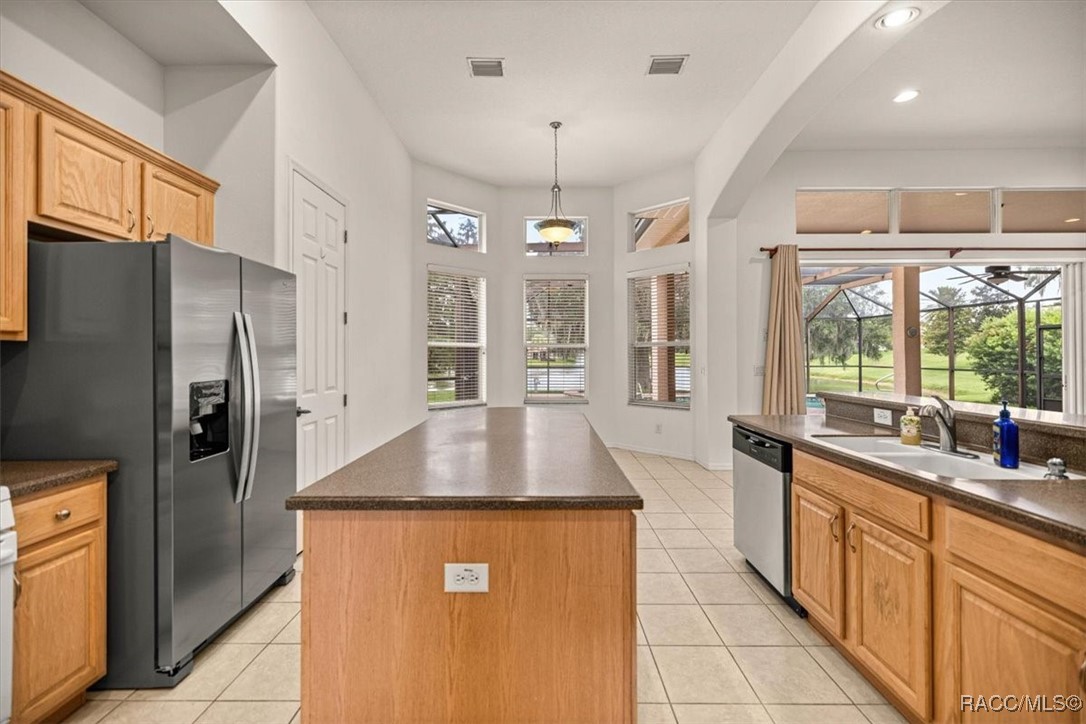 Hernando, Florida 34442, United States, 3 Bedrooms Bedrooms, ,2 BathroomsBathrooms,Residential,Active,163204