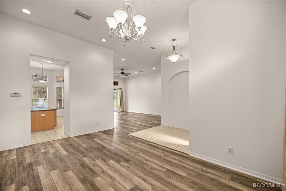 Hernando, Florida 34442, United States, 3 Bedrooms Bedrooms, ,2 BathroomsBathrooms,Residential,Active,163204