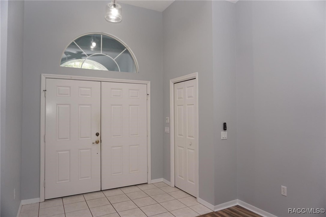 10058 N Conrad Point