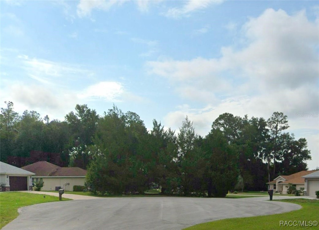 2892 N Appledore Path, Hernando, Florida image 2