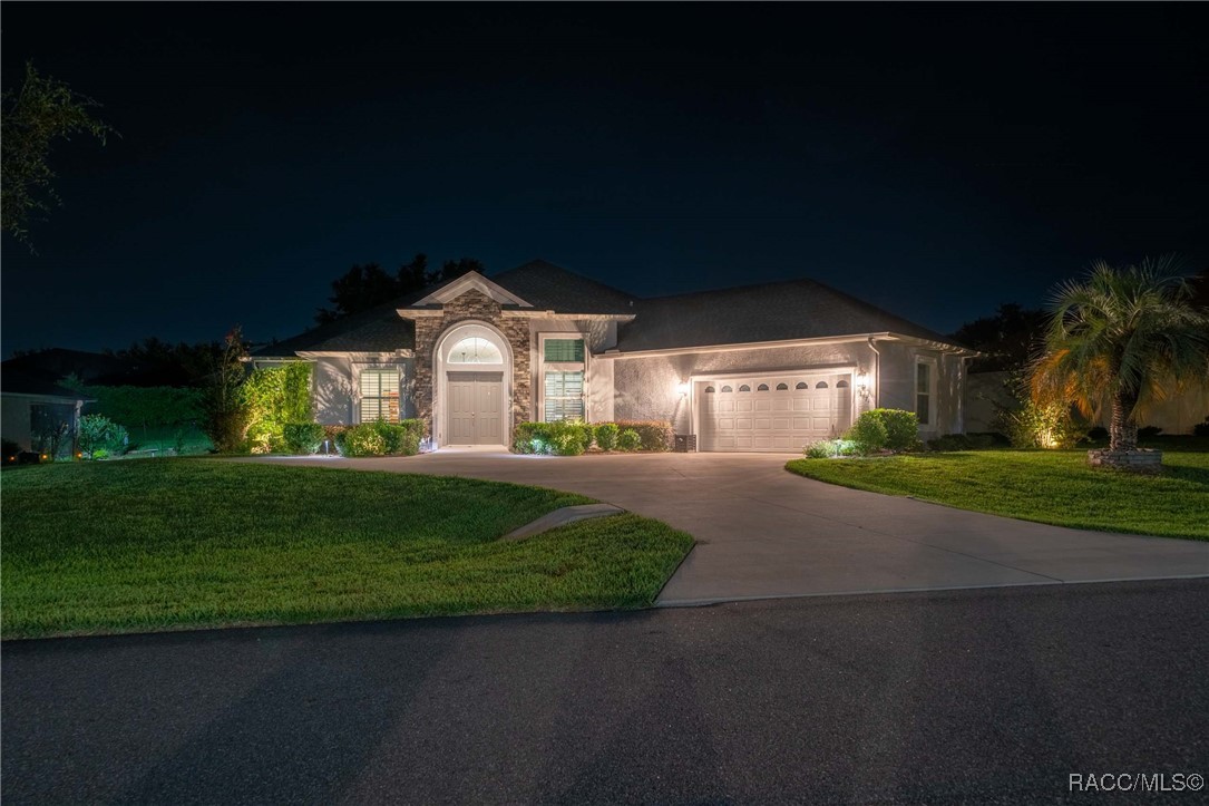 2571 N Brentwood Circle, Lecanto, Florida image 35