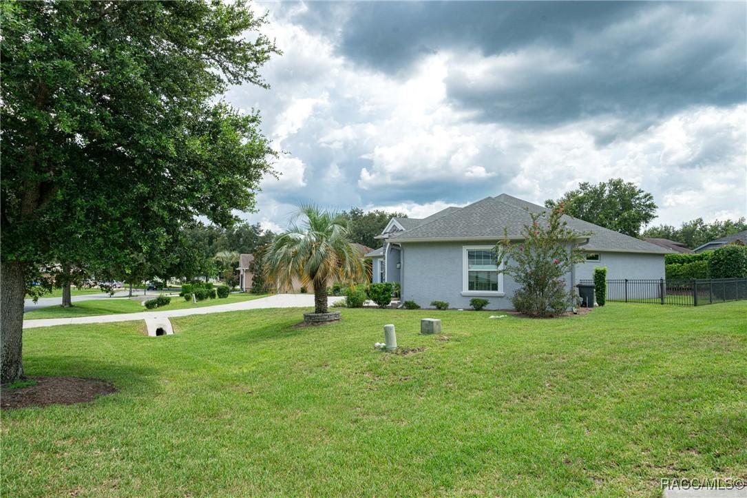 2571 N Brentwood Circle, Lecanto, Florida image 42