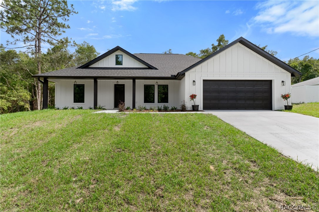 3058 E Crown Drive