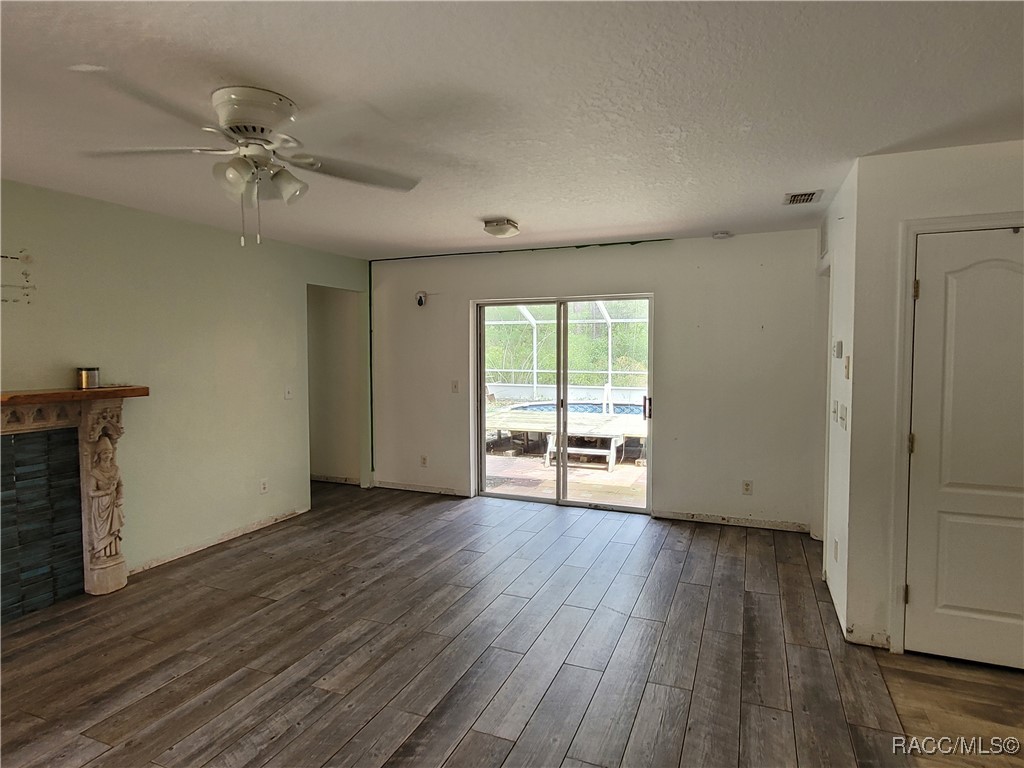 7579 W Gum Street, Crystal River, Florida image 14