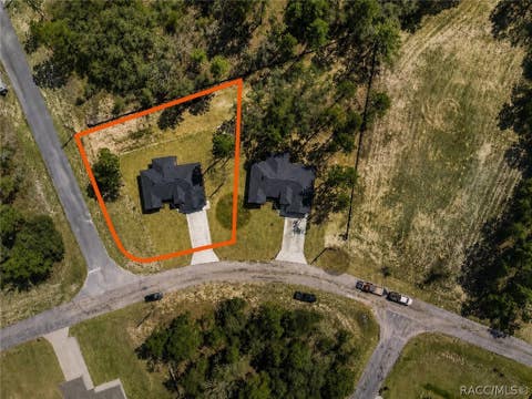 Homes For Sale - 9609 N Vaughn Drive<br/> Citrus County, Citrus Springs, FL 34433