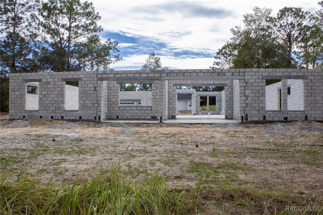 2419 W Axelwood Drive