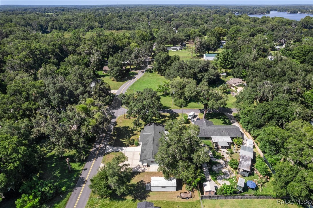 7557 S Baker Avenue, Floral City, Florida image 7