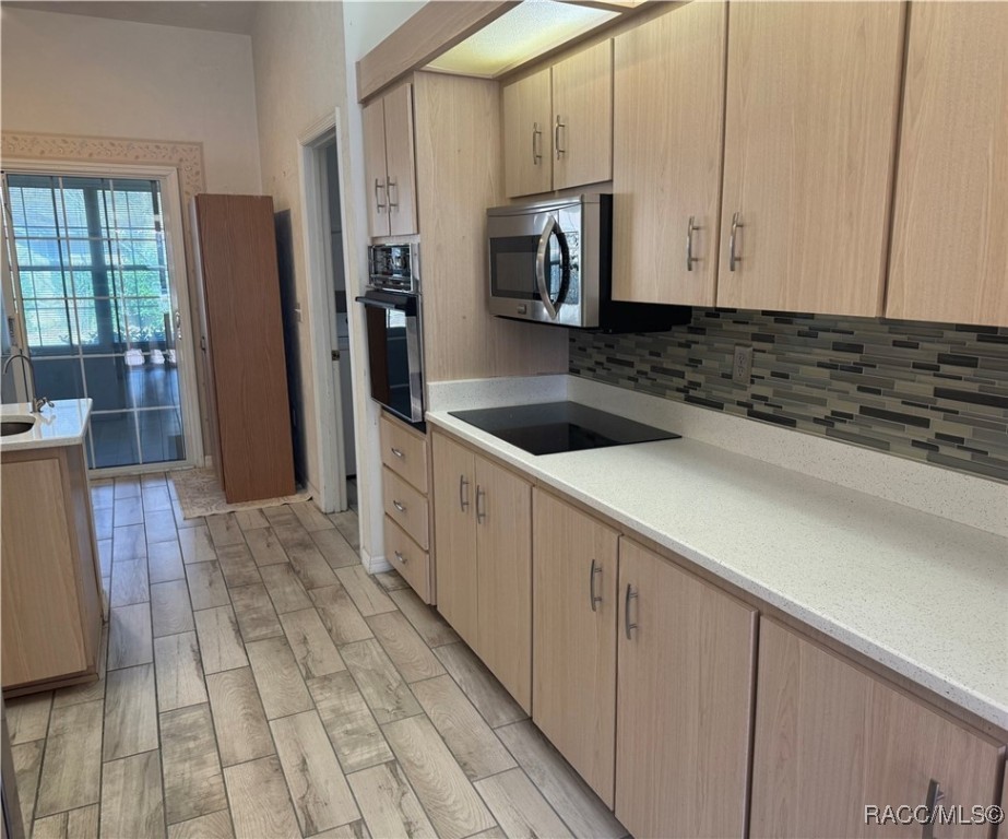 203 8th Avenue, Sea Cliff, New York image 8