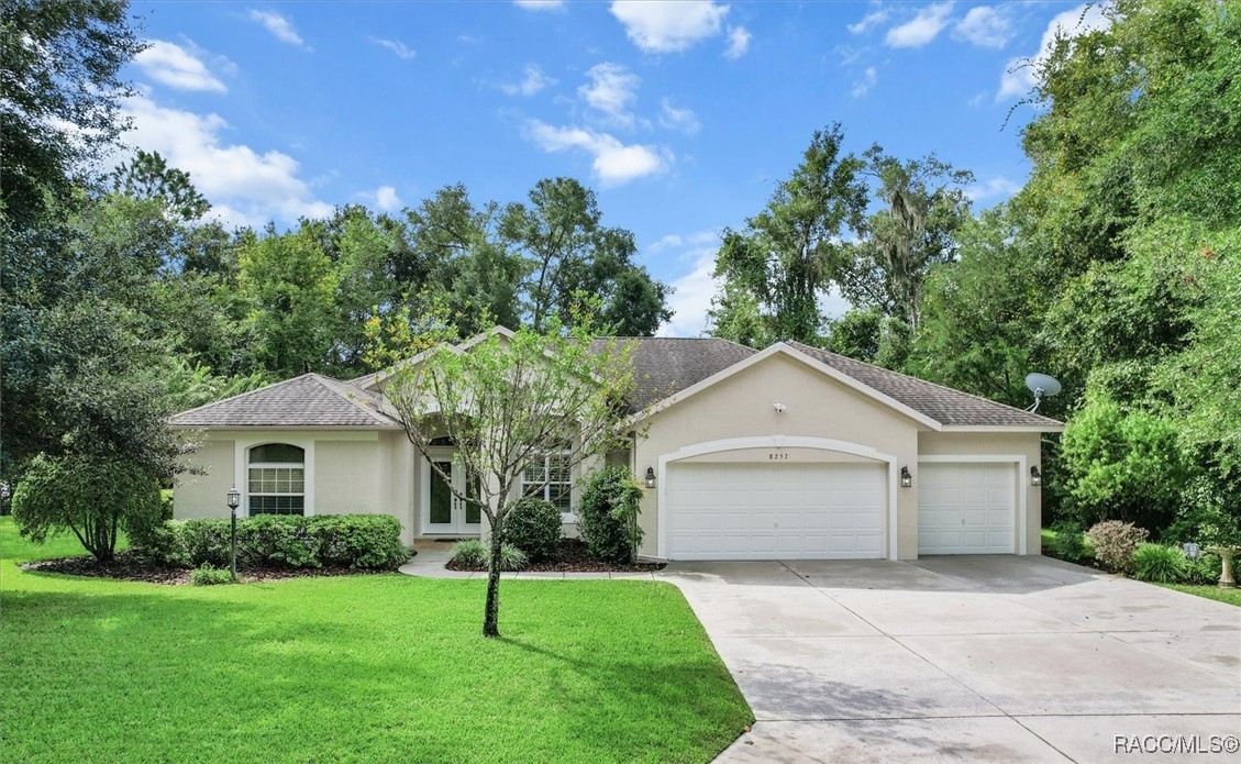 8257 SW 196th Court Road, Dunnellon, Florida image 2