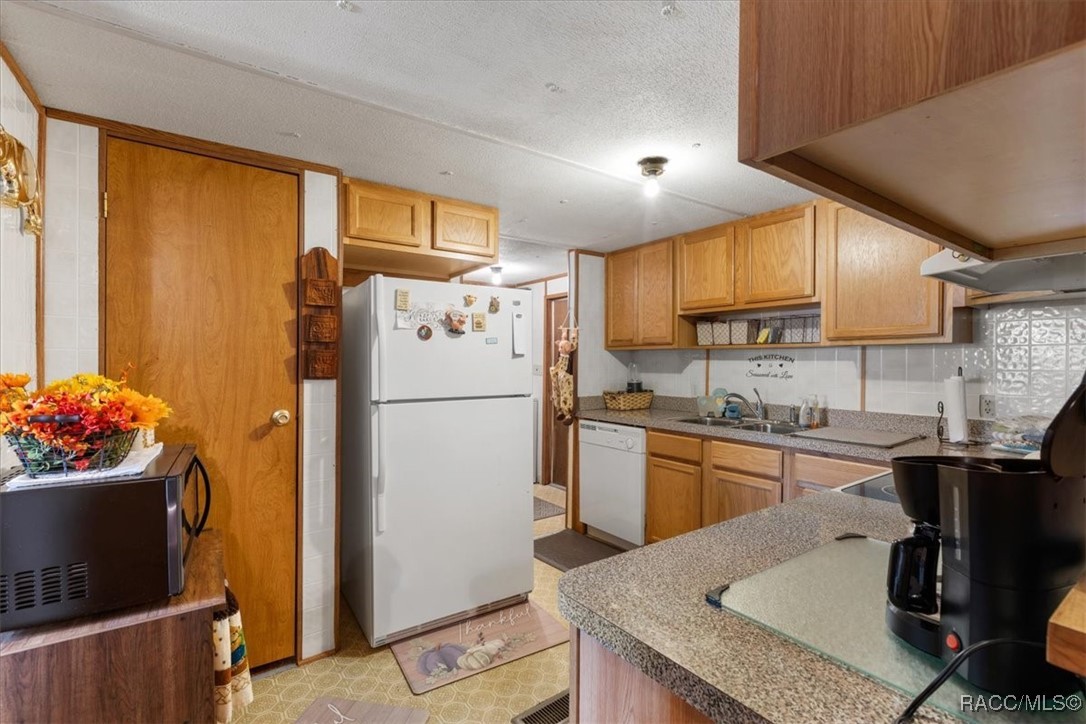 251 SE Opal Way, Lake City, New York image 11