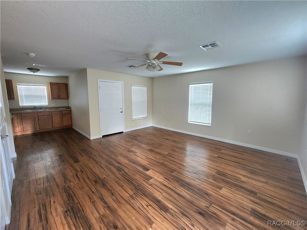 6740 E Okeechobee Court, Floral City, Florida image 5