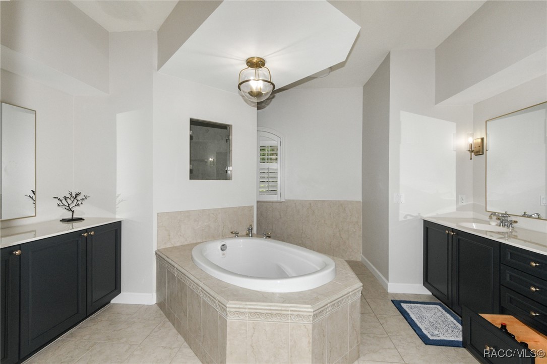 1350 N CIRCUS Terrace