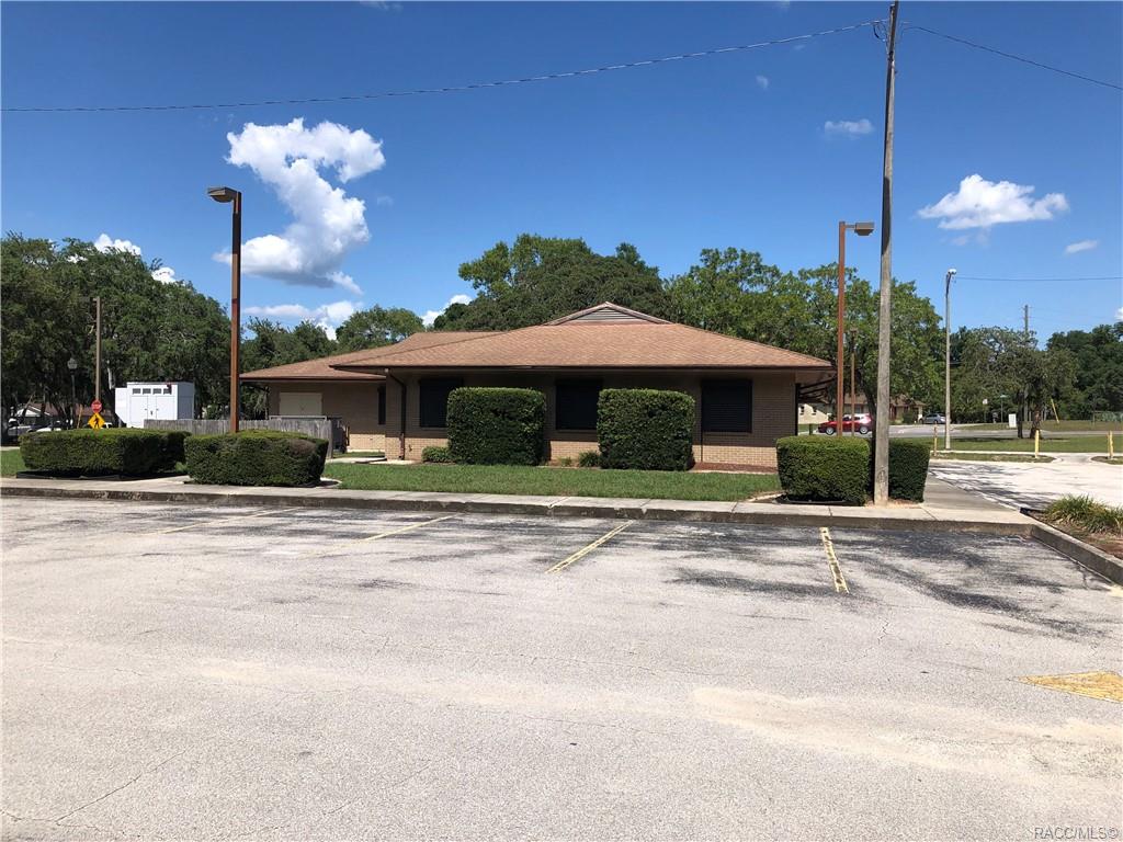 2800 HWY 44 Highway W