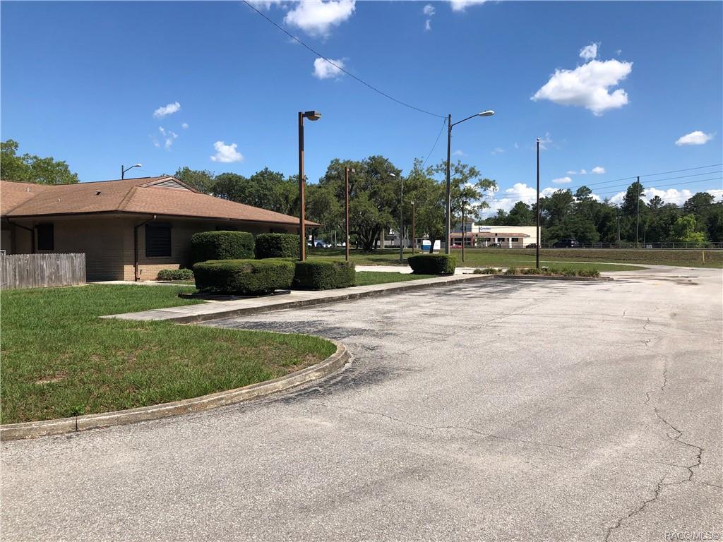 2800 HWY 44 Highway W