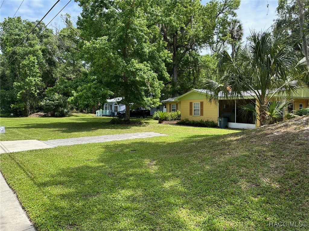 10170 & 10138 W Yulee Drive