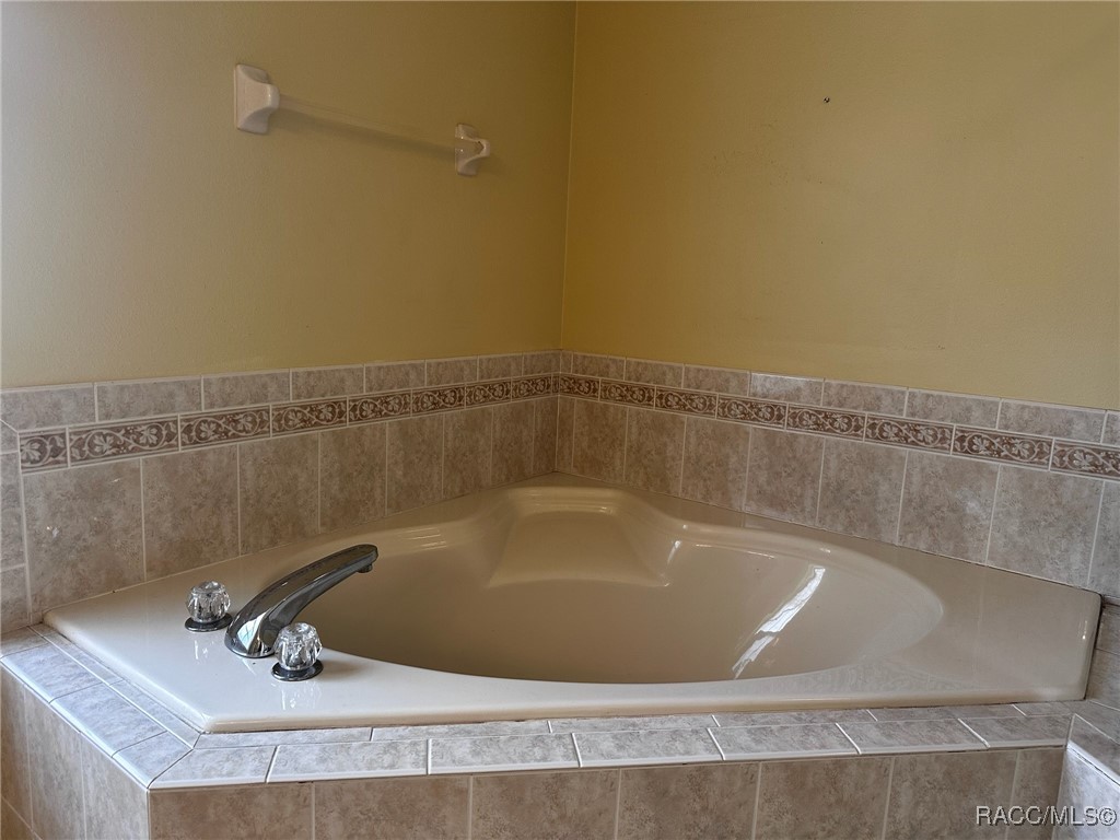 4581 N Rushmore Loop, Beverly Hills, New York image 24