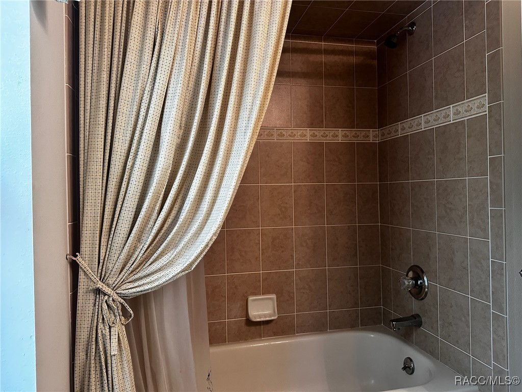 4581 N Rushmore Loop, Beverly Hills, New York image 32