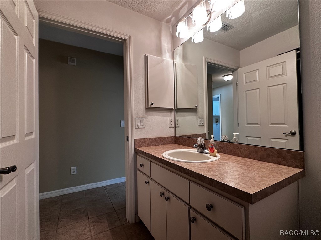 4581 N Rushmore Loop, Beverly Hills, New York image 33