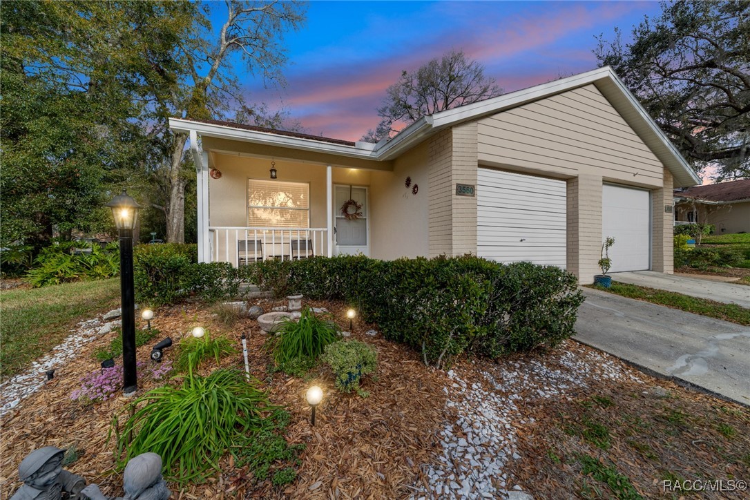 3560 N Timothy Terrace, Beverly Hills, New York image 1