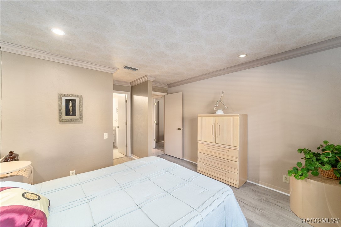 3560 N Timothy Terrace, Beverly Hills, New York image 21