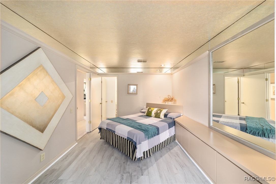 3560 N Timothy Terrace, Beverly Hills, New York image 25
