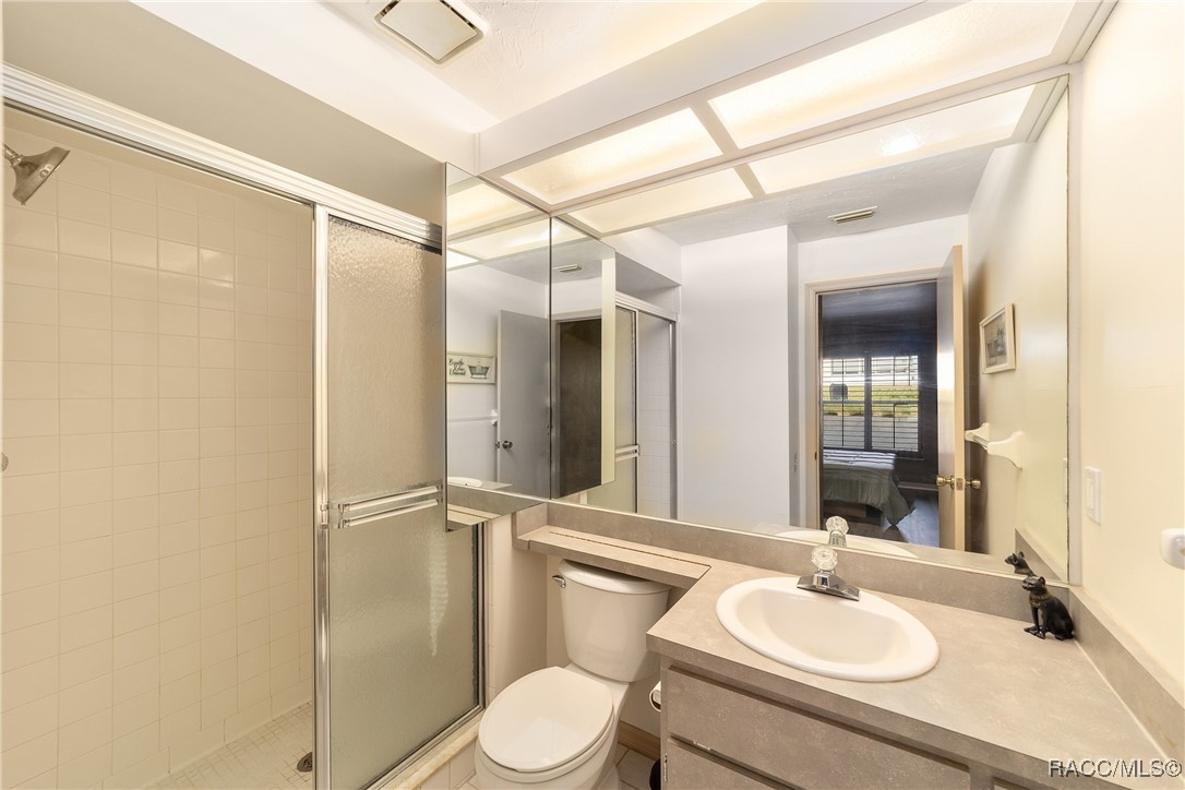 3560 N Timothy Terrace, Beverly Hills, New York image 22