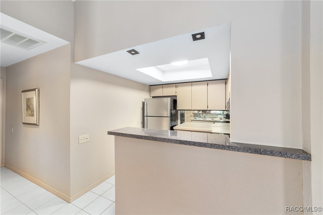 3560 N Timothy Terrace, Beverly Hills, New York image 14