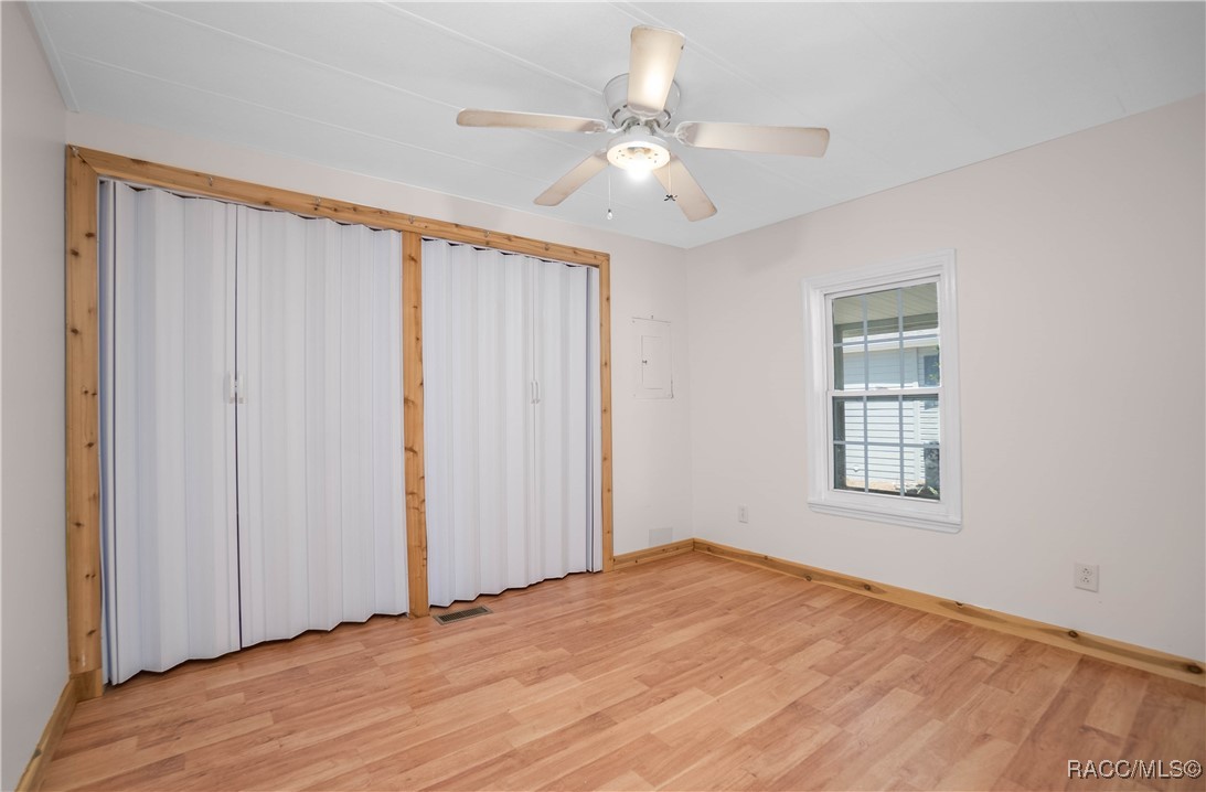 5502 Columbus Circle, Wildwood, Florida image 17