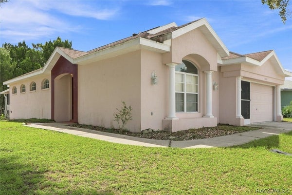 10721 S DREW BRYANT CIR, FLORAL CITY, FL 34436 - Image 8b7b60bb40e53da43bae5dc0e31a7353/3745031966