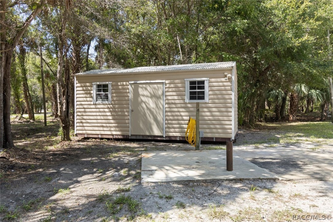 5011 SE 193rd Place, Inglis, Florida image 30