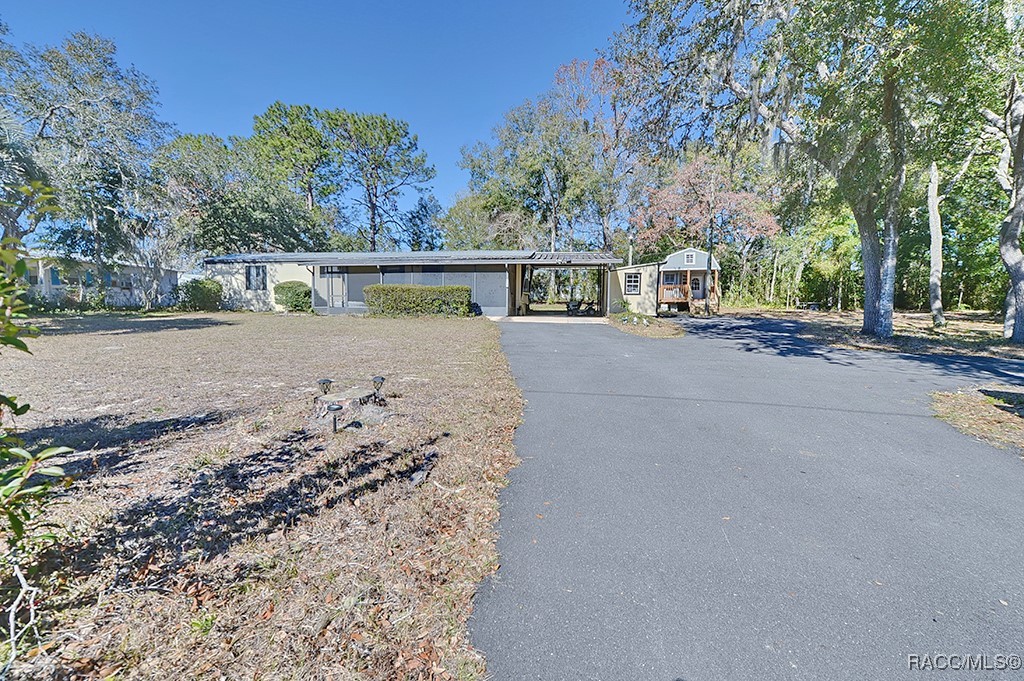 2615 E Center Street, Inverness, Florida image 1