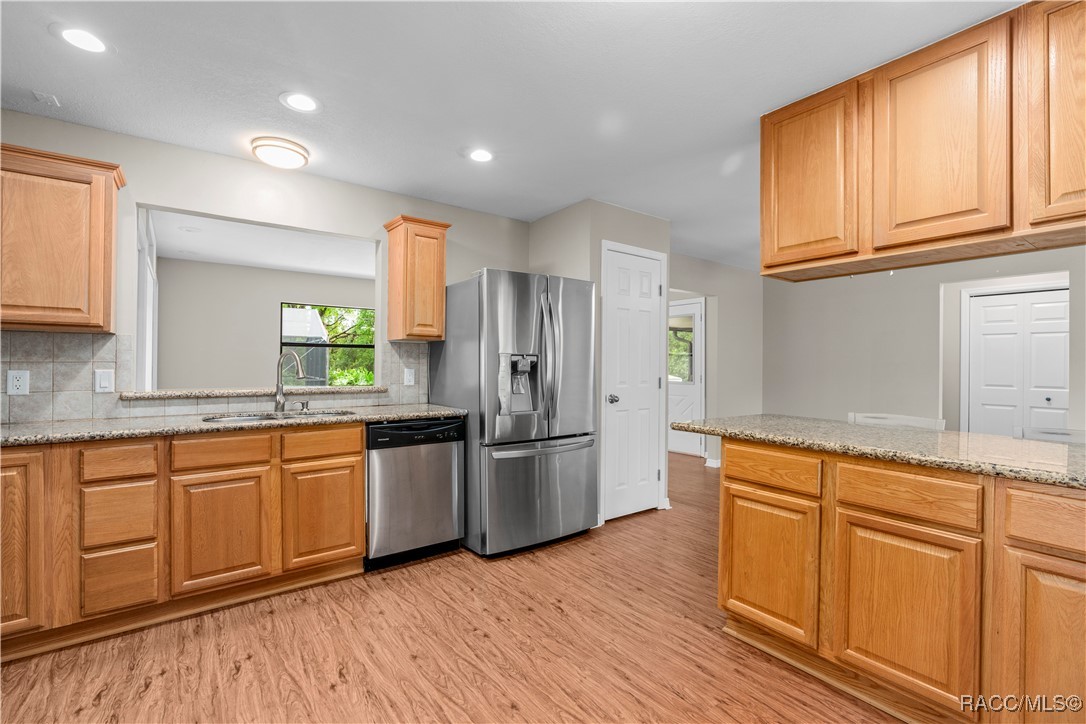 2280 W Tee Circle, Citrus Springs, Florida image 10