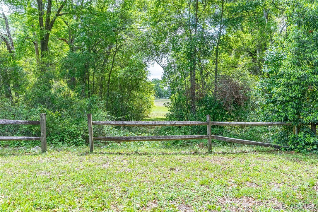 2280 W Tee Circle, Citrus Springs, Florida image 36