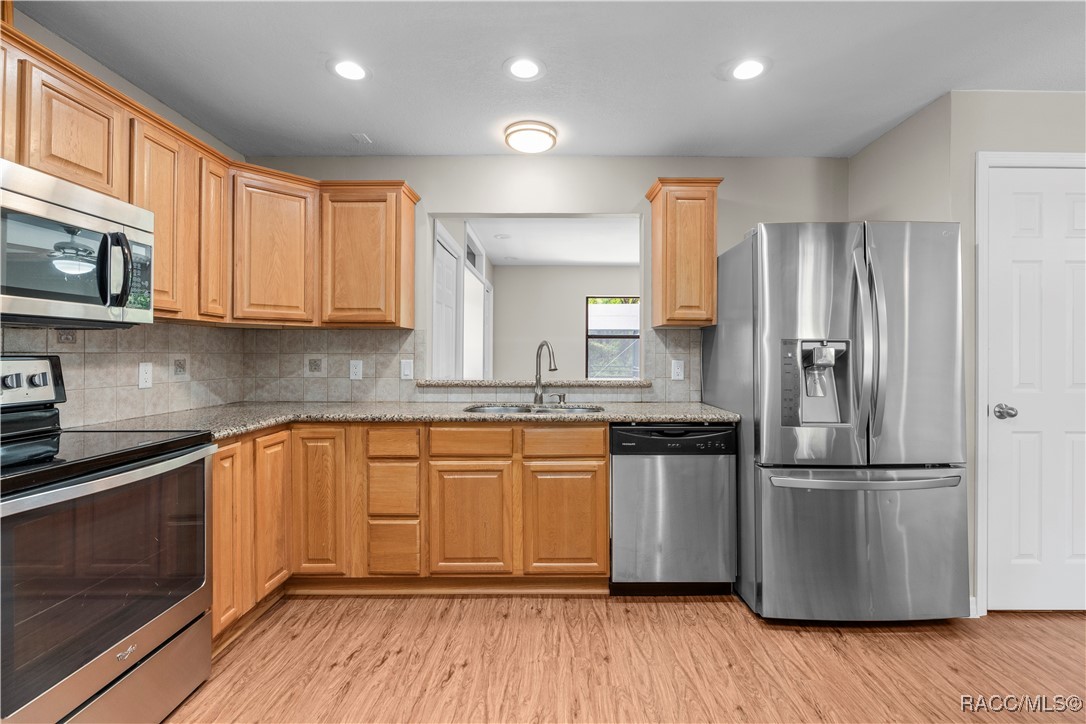 2280 W Tee Circle, Citrus Springs, Florida image 11