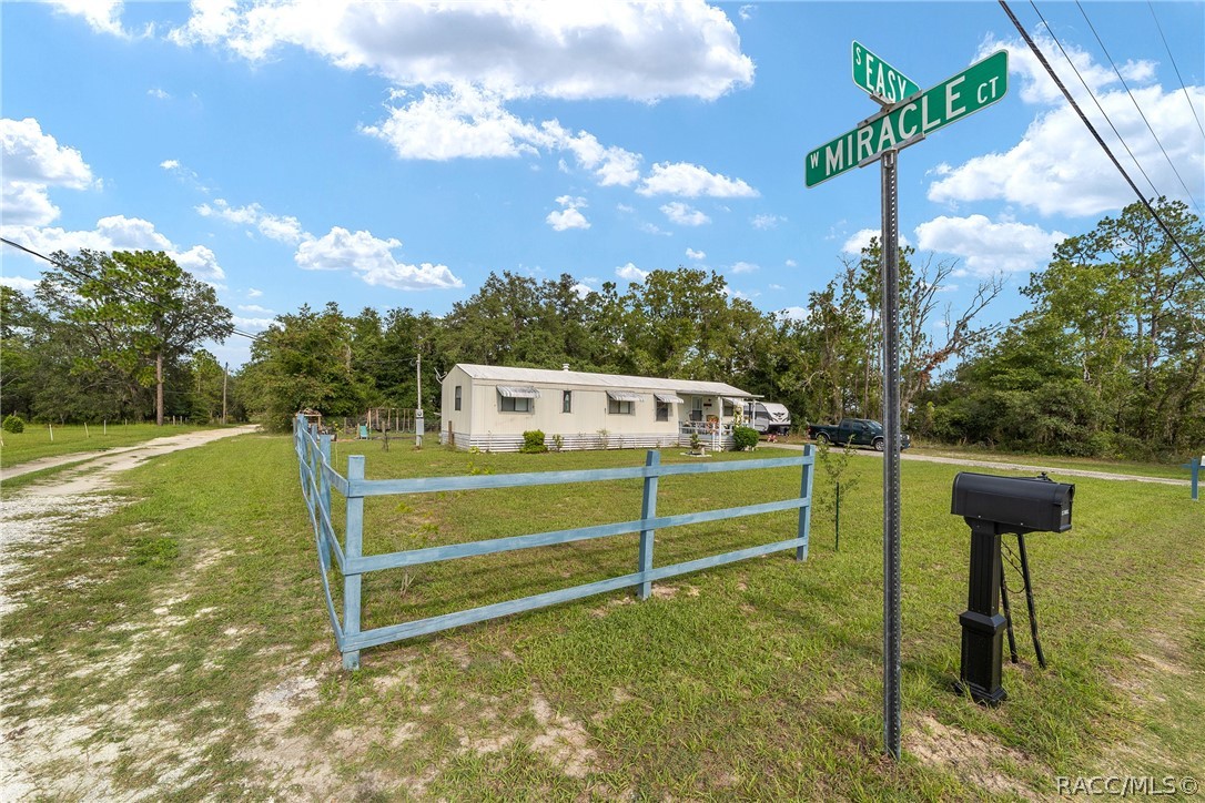 339 S Easy Street, Lecanto, Florida image 3